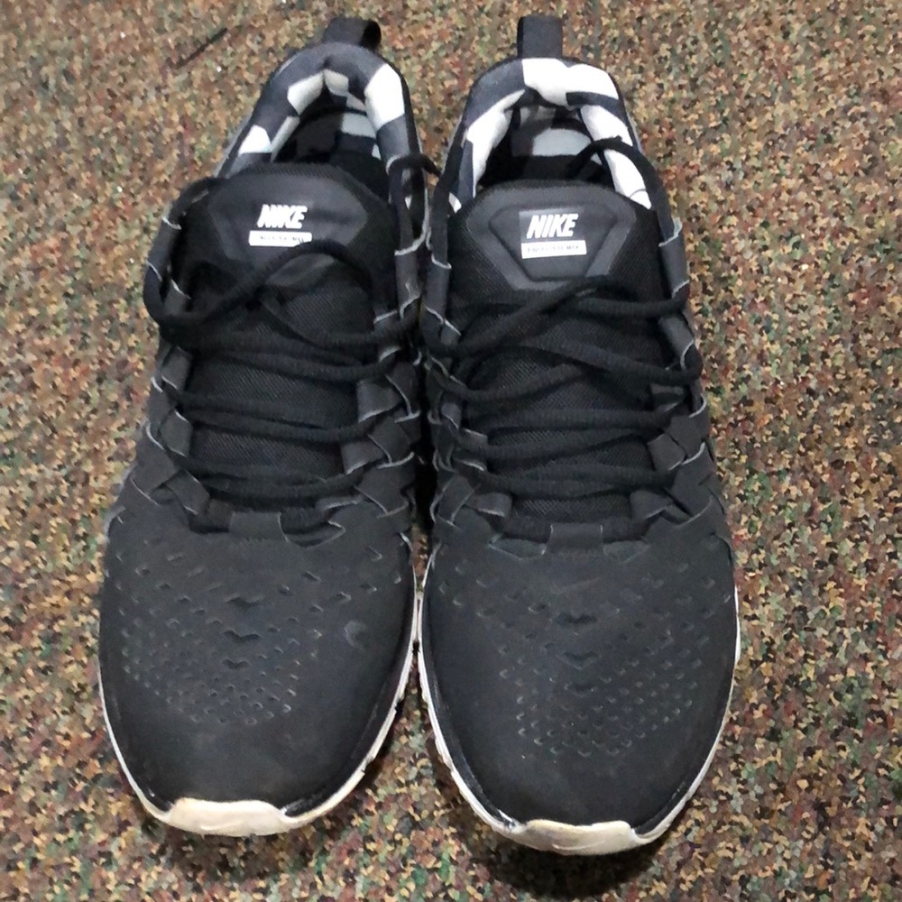 Nike fingertrap Max